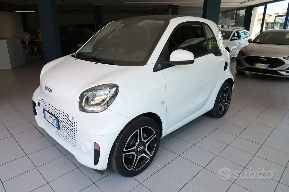 Usata Smart ForTwo Electric Drive Pulse 41 kW (56 CV) 2021 Bianco Berlina