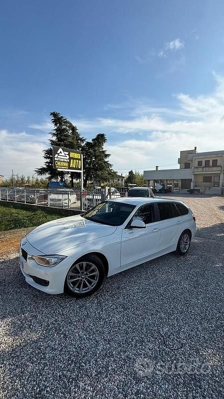 Usata BMW 320 Efficient Dynamics 184 CV (135 kW) 2014 Bianco Berlina
