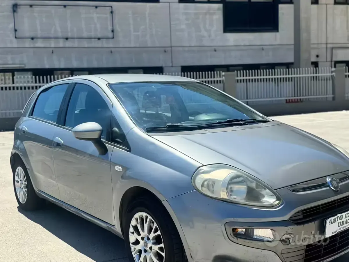 Usata Fiat Punto Evo Dynamic 95 CV (69 kW) 2011 Utilitaria