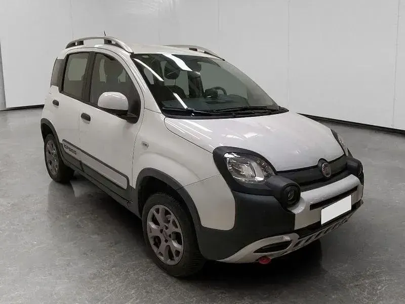 Usata Fiat Panda Cross Cross 85 CV (62 kW) 2020 Bianco Utilitaria