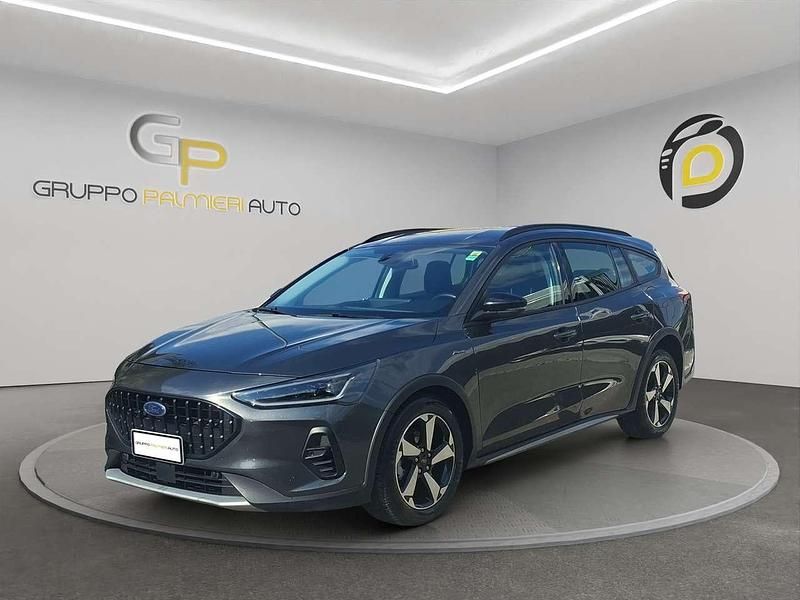 Usata Ford Focus Active 116 CV (85 kW) 2023 Grigio Station wagon