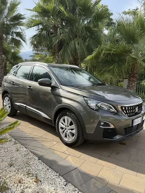 Usata Peugeot 3008 Active 131 CV (96 kW) 2020 SUV