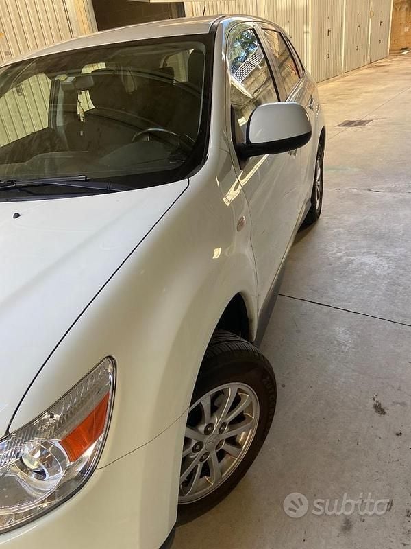 Usata Mitsubishi ASX 150 CV (110 kW) 2011 Bianco SUV