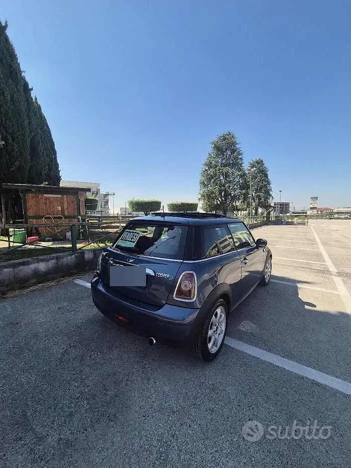 Używany Mini Cooper 109 KM (80 kW) 2009 Niebieski Hatchback