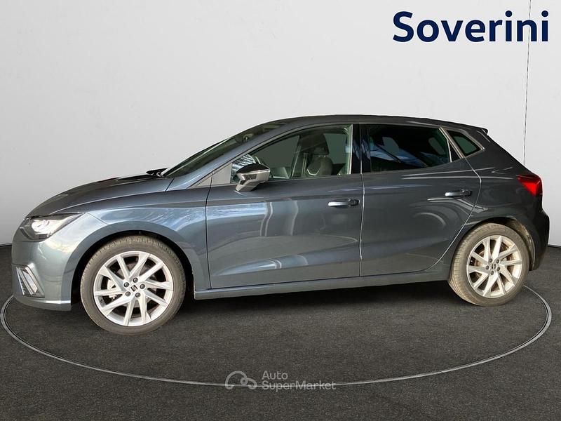 Usata Seat Ibiza FR 116 CV (85 kW) 2025 Grigio Berlina