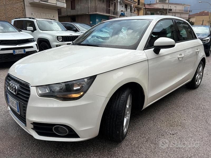 Usata Audi A1 Attraction 89 CV (65 kW) 2012 Bianco Utilitaria