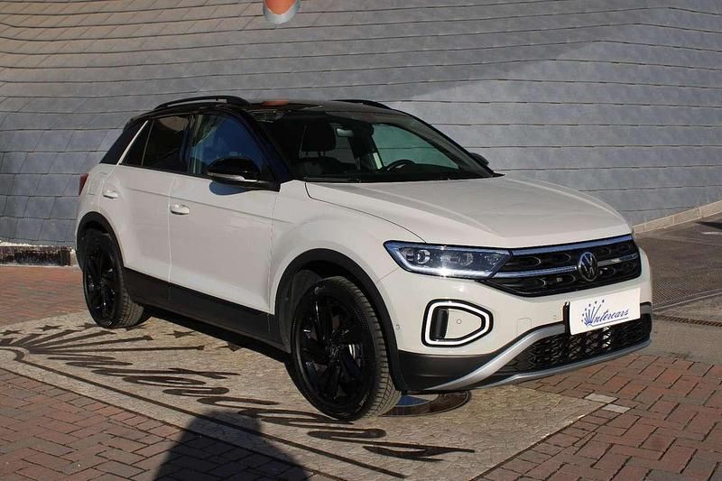 Usata VW T-Roc Style 150 CV (110 kW) 2024 Grigio SUV
