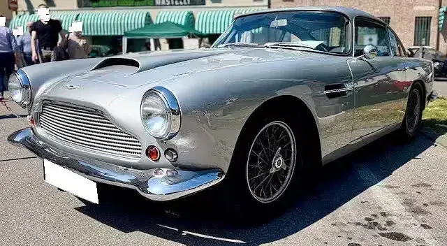 Usata Aston Martin DB4 179 CV (131 kW) 1960 Grigio Coupé