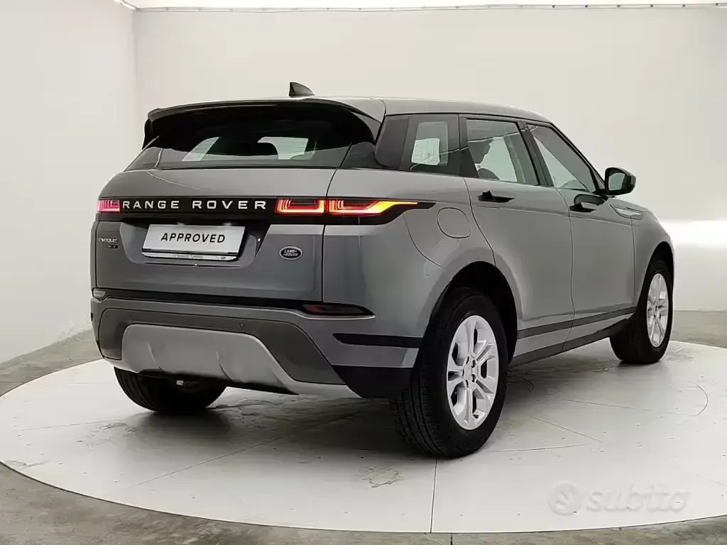 Usata Land Rover Range Rover evoque 150 CV (110 kW) 2020 Grigio SUV