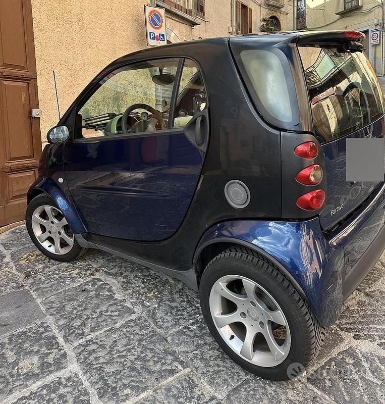 Begagnad Smart ForTwo Coupé 41 HK (30 kW) 2005 Blå Sportkupé