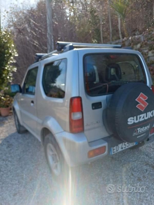 Usata Suzuki Jimny 2010 Grigio SUV