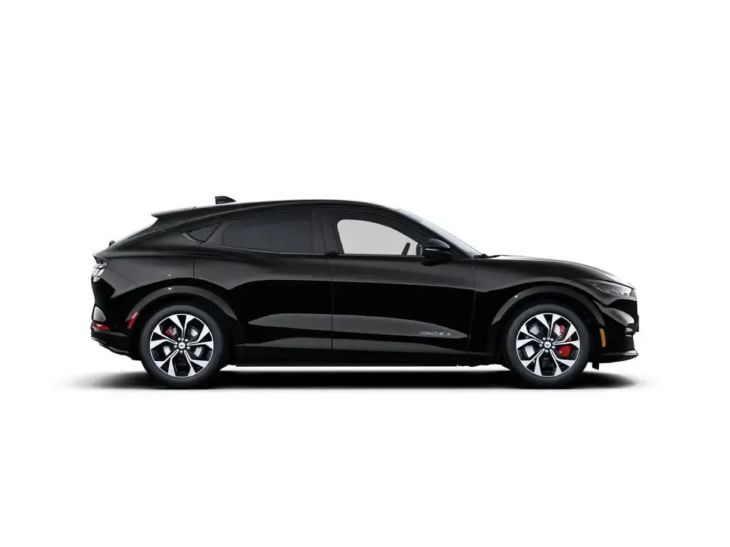 Nuova Ford Mustang Mach-E Extended Range 211 kW (288 CV) 2026 Absolute black  SUV