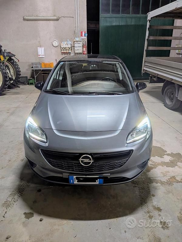 Grigio Usata 2019 Opel Corsa Due volumi | 8499 € (Ottimo prezzo) - Immagine 1/4
