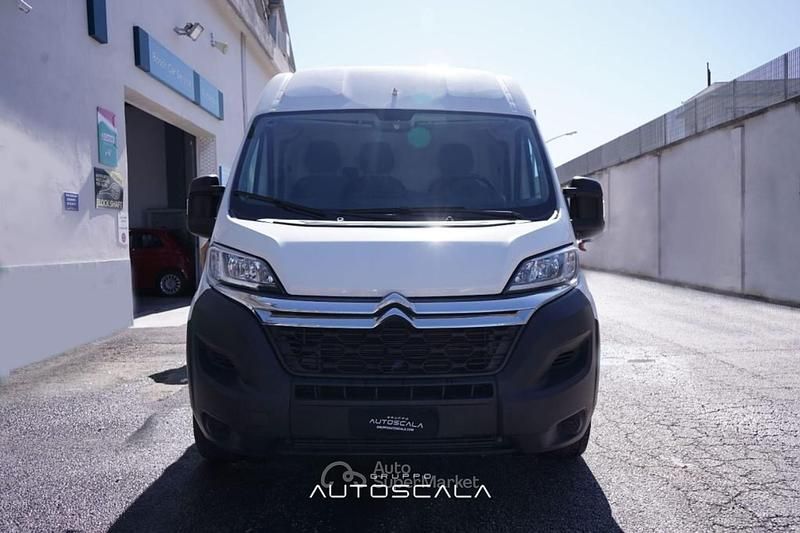 Usata Citroën Jumper Business Class 140 CV (102 kW) 2021 Bianco Monovolume