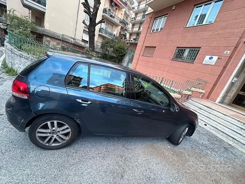 Usata VW Golf VI 140 CV (102 kW) 2008 Blu Utilitaria