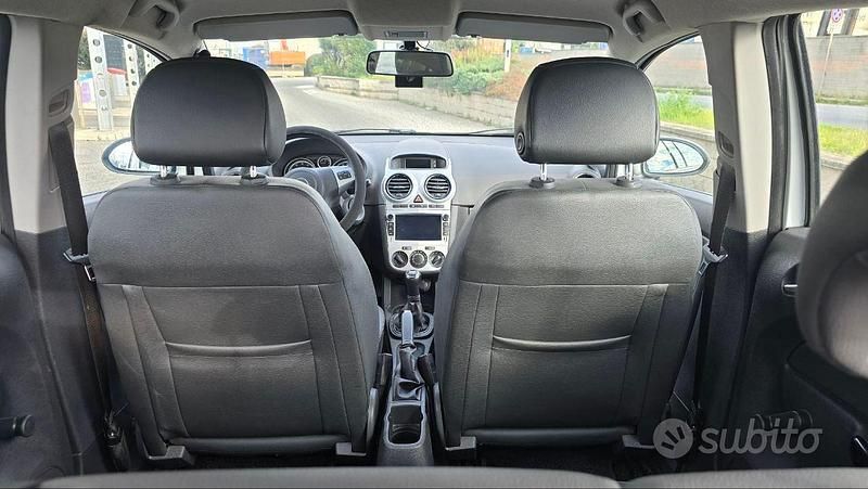 Usata Opel Corsa 2013 Bianco Berlina