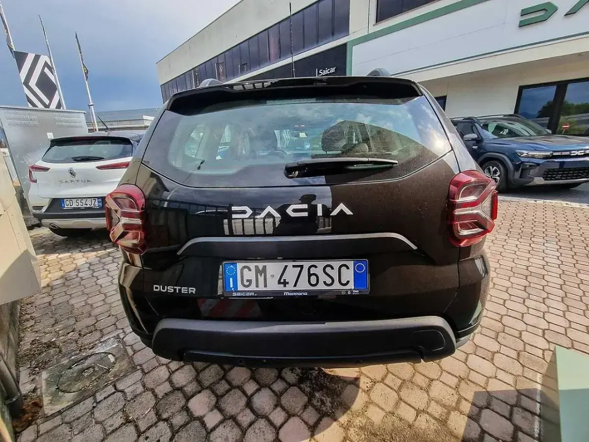 Usado Dacia Duster Expression 101 CV (74 kW) 2023 Negro SUV