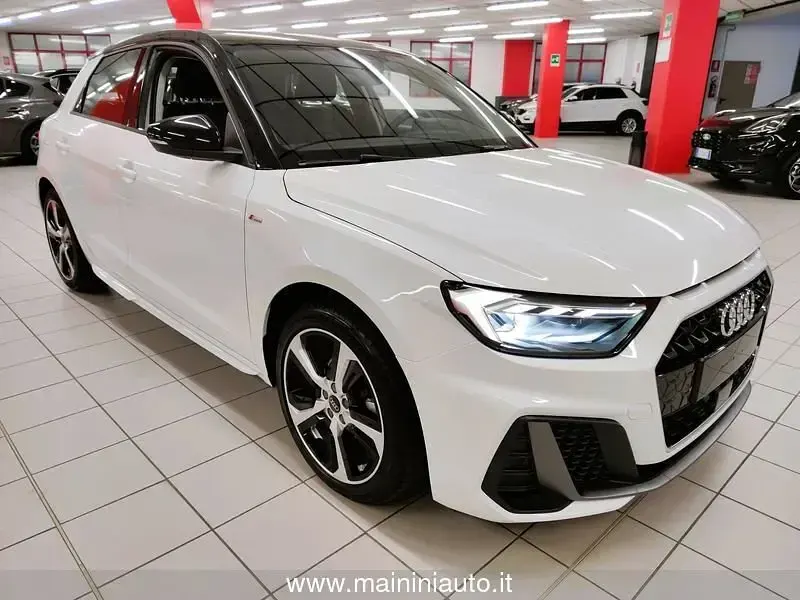 Nuova Audi A1 Sportback S-Line 116 CV (85 kW) 2026 Bianco Utilitaria