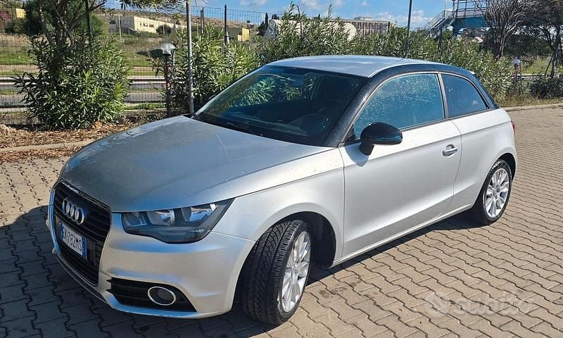 Usata 2011 Audi A1 Ambition | 7500 € (Ottimo prezzo) - Immagine 1/4
