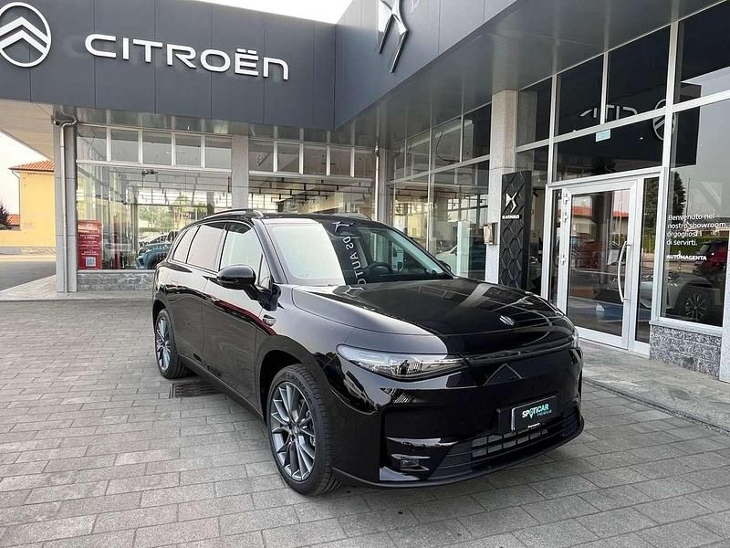 Midnight black Nuova 2025 Leapmotor C10 SUV | 35.990 € (Buon prezzo) - Immagine 1/4