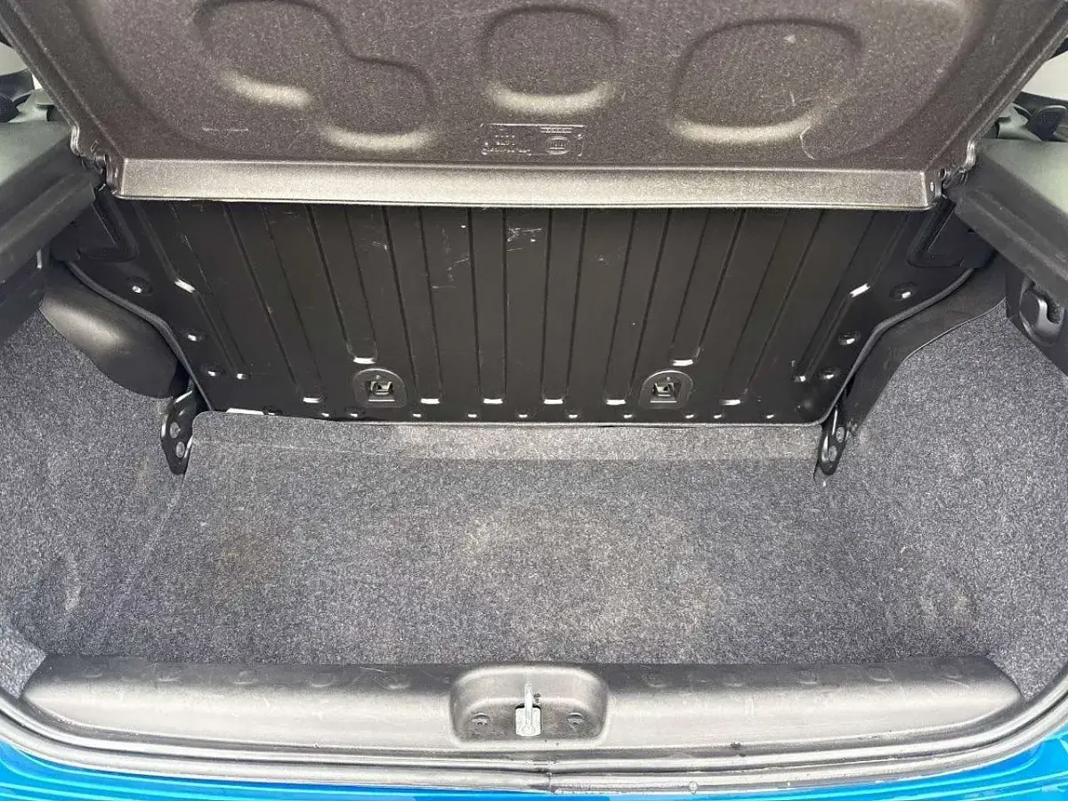 Usata Fiat Panda Cross Cross 70 CV (51 kW) 2025 Blu Utilitaria