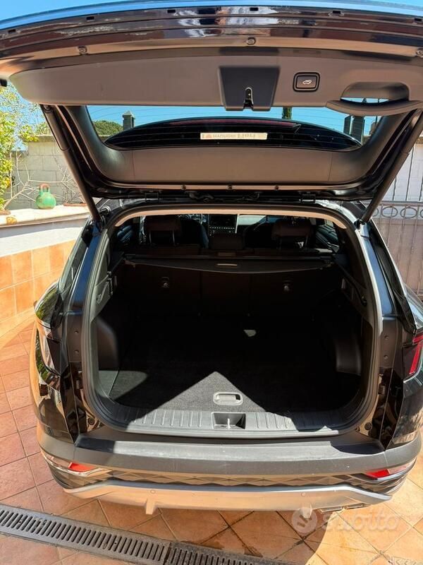 Usata Hyundai Tucson 180 CV (132 kW) 2022 Nero SUV