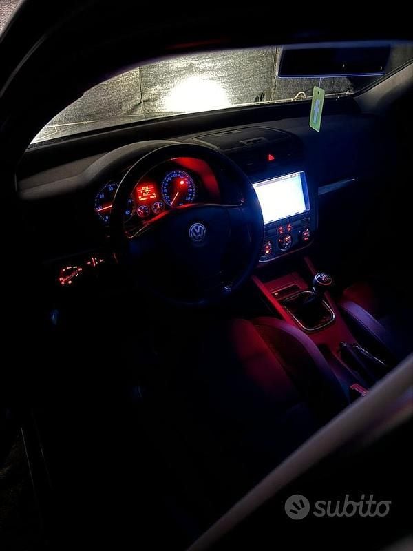 Usata VW Golf V 2004 Utilitaria