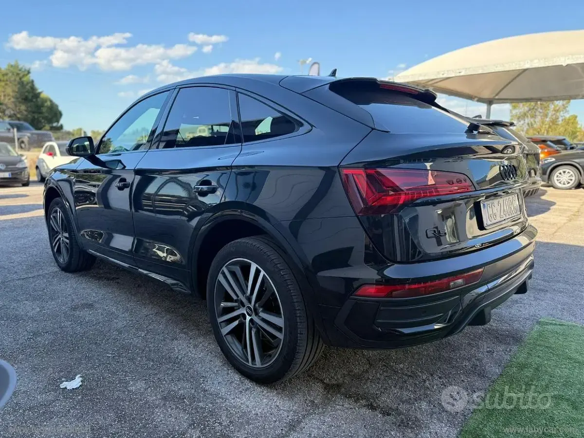 Usata Audi Q5 Sportback S-line plus 204 CV (150 kW) 2021 Nero SUV