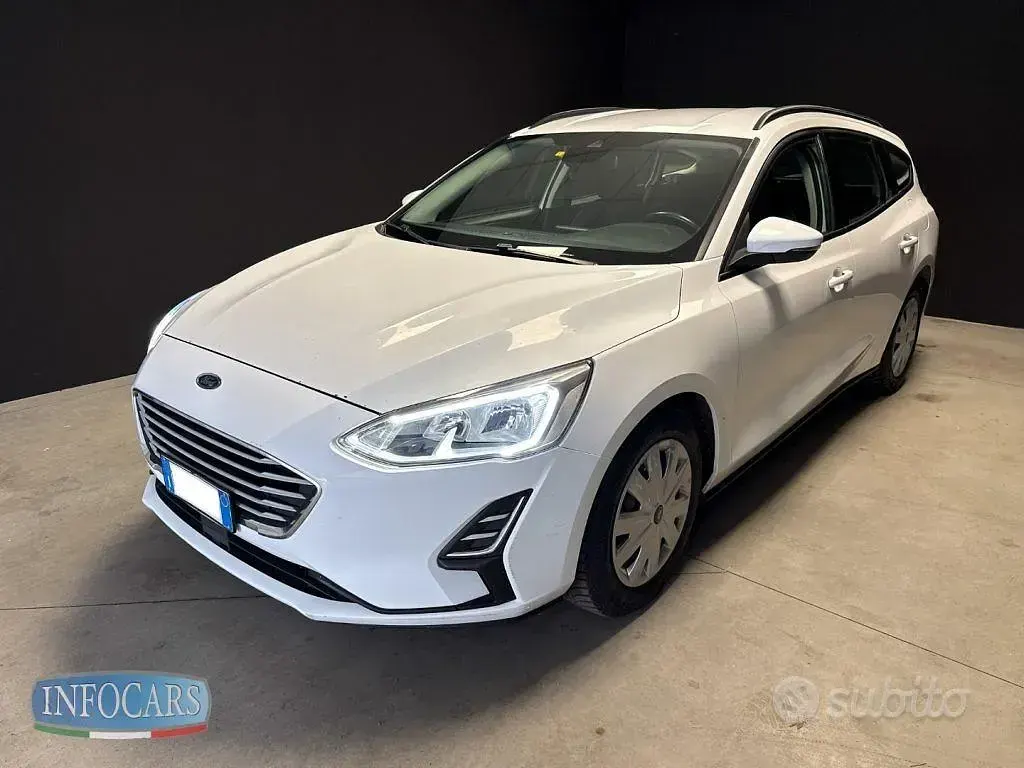 Usata Ford Focus 95 CV (69 kW) 2019 Bianco pastello Station wagon