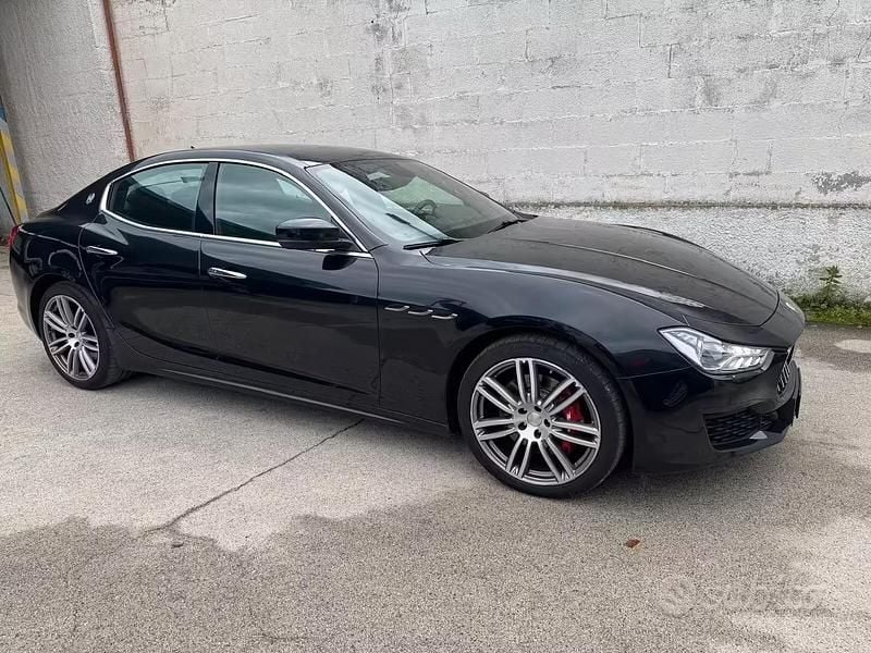Usata Maserati Ghibli 250 CV (183 kW) 2018 Nero Berlina