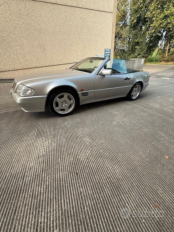 Usata Mercedes SL500 320 CV (235 kW) 1993 Grigio Cabrio