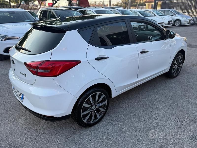 Usata EVO Evo 3 113 CV (83 kW) 2021 Bianco SUV