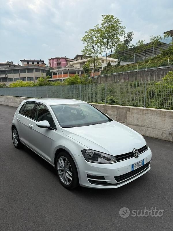 Usata VW Golf VII Sound 90 CV (66 kW) 2016 Bianco Utilitaria