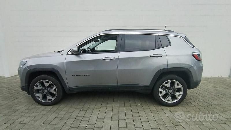 Usata Jeep Compass Limited 140 CV (102 kW) 2019 Grigio SUV