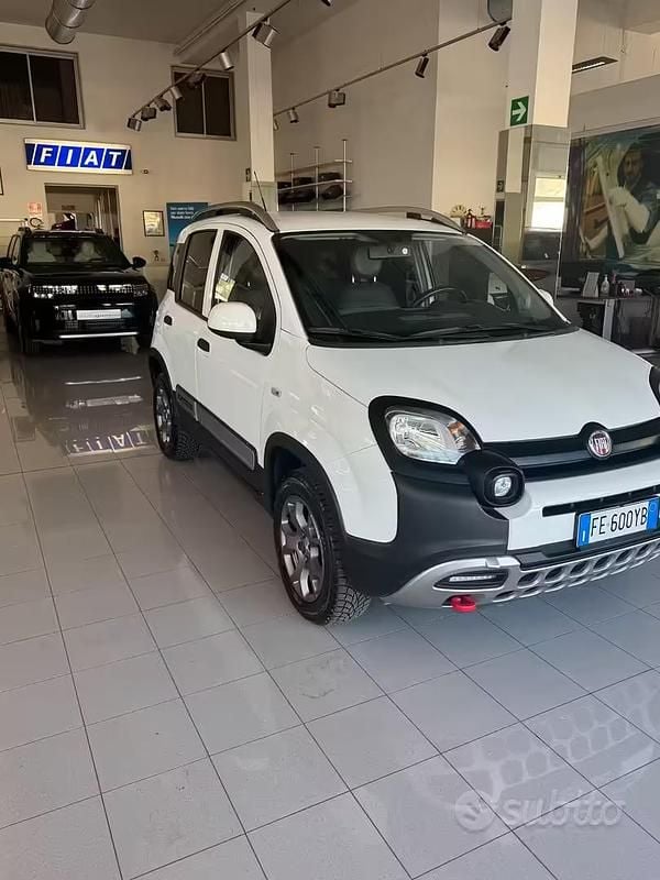 Usata Fiat Panda Cross Cross 85 CV (62 kW) 2016 Bianco Utilitaria