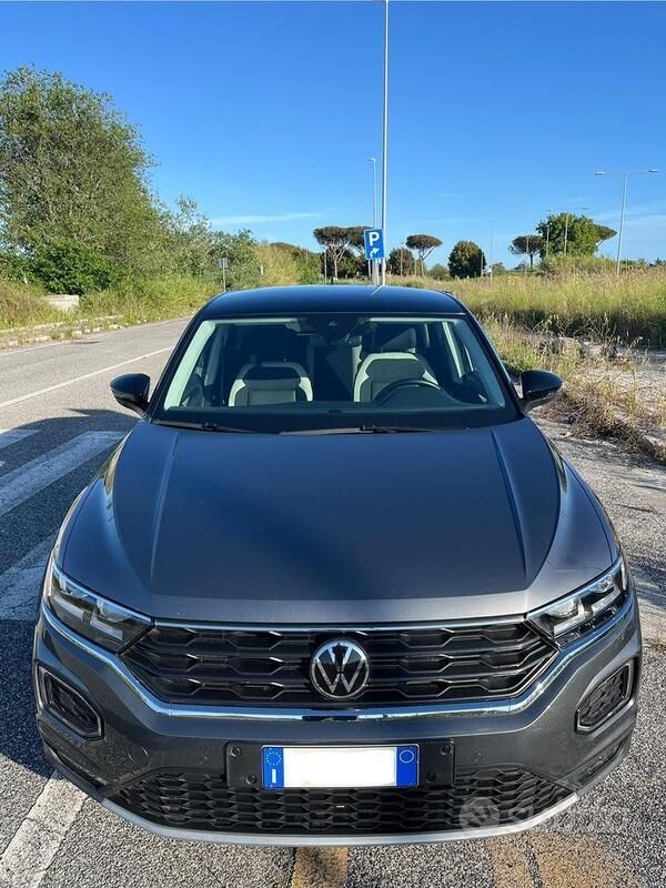 Usata VW T-Roc Sport 150 CV (110 kW) 2021 Grigio SUV