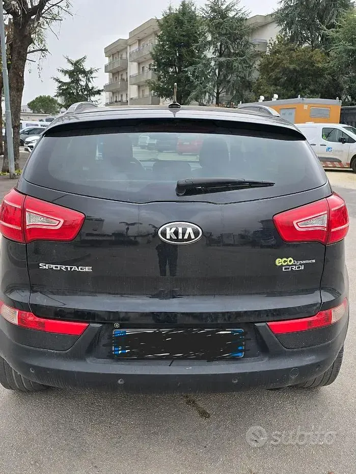 Usata Kia Sportage 116 CV (85 kW) 2010 Nero SUV