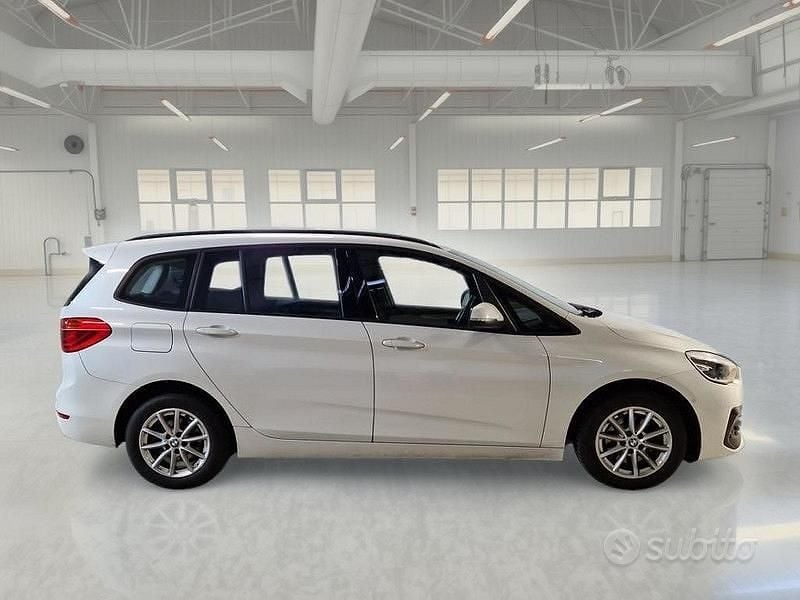 Usata BMW 216 Gran Tourer 116 CV (85 kW) 2021 Bianco Monovolume