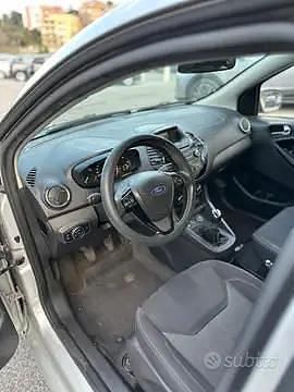 Usata Ford Ka Plus 86 CV (63 kW) 2018 Grigio Utilitaria