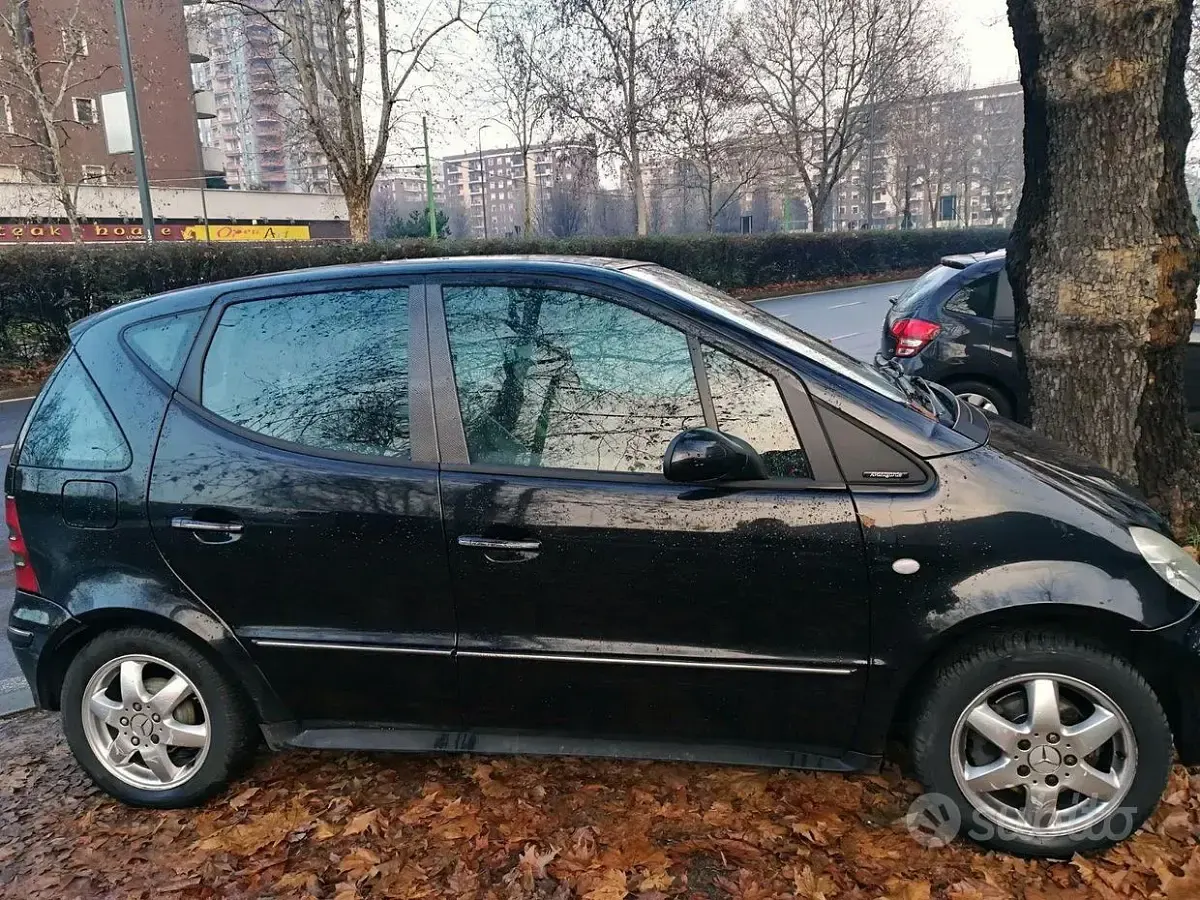 Usata Mercedes A200 95 CV (69 kW) 2003 Nero Berlina