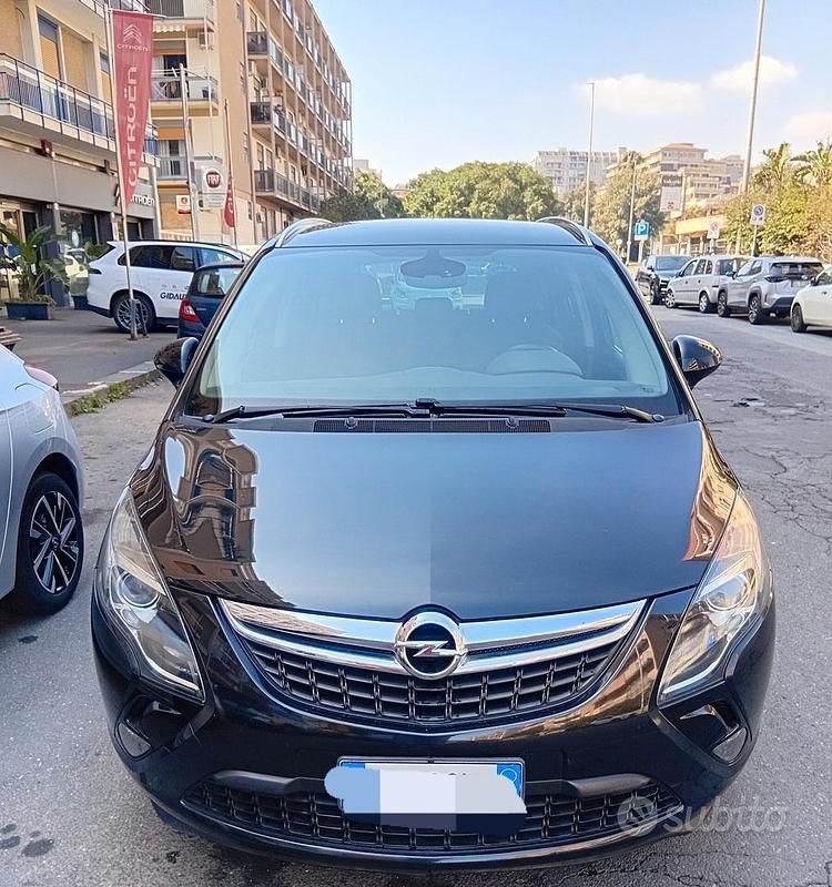 Usata Opel Zafira Tourer 136 CV (100 kW) 2014 Nero Monovolume