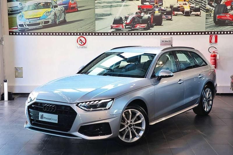Usata Audi A4 Advanced Plus 163 CV (119 kW) 2024 Argento Station wagon