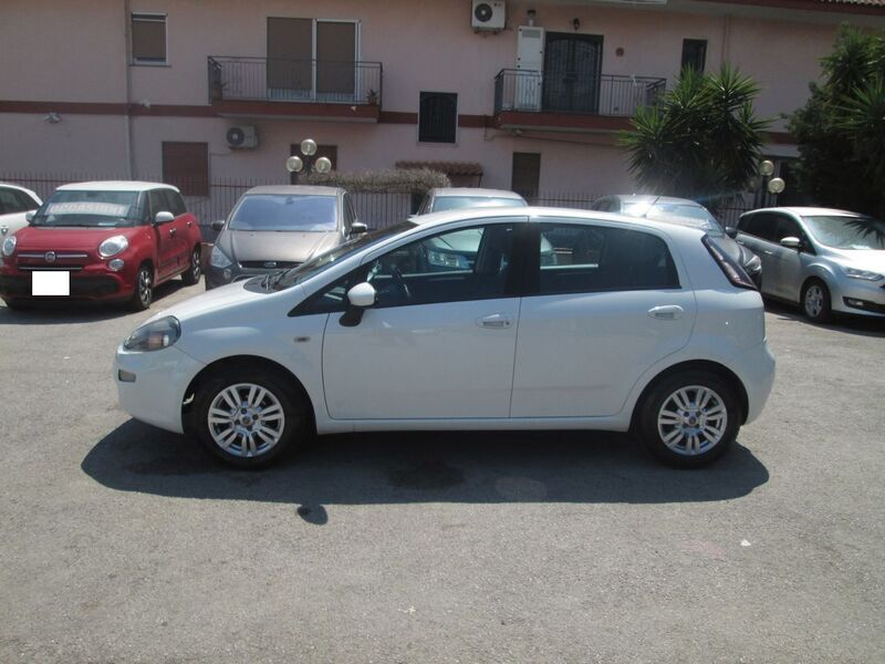 Usato 2014 Fiat Punto Evo 1.2 Diesel 75 CV (4.999 €)