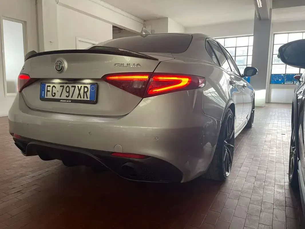 Usata Alfa Romeo Giulia Veloce 280 CV (205 kW) 2017 Berlina