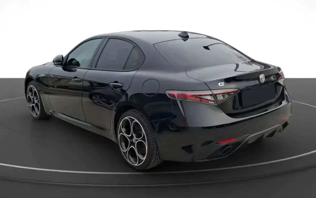 Usata Alfa Romeo Giulia Veloce 280 CV (205 kW) 2024 Nero Berlina