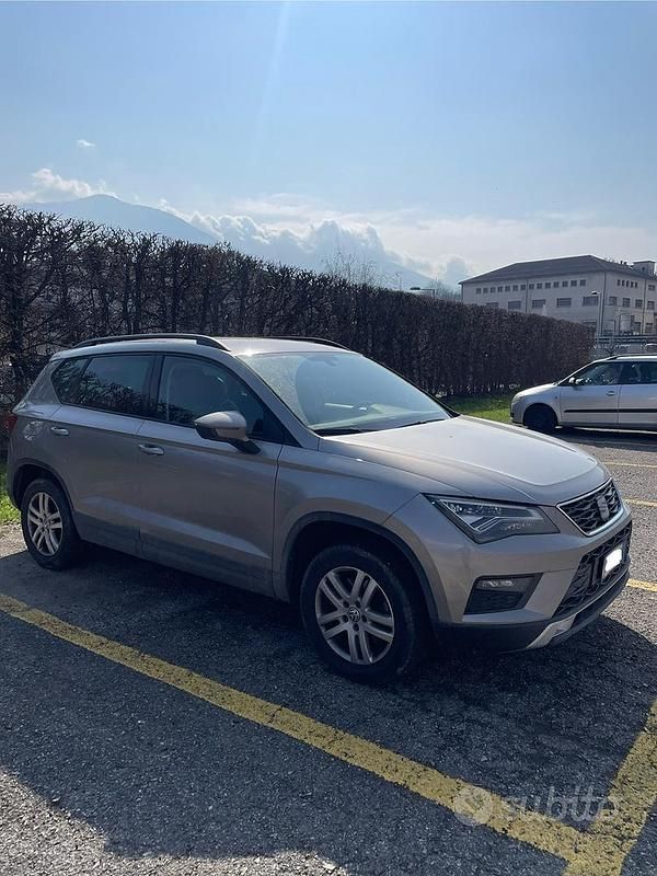 Używany Seat Ateca 116 KM (85 kW) 2018 Szary SUV