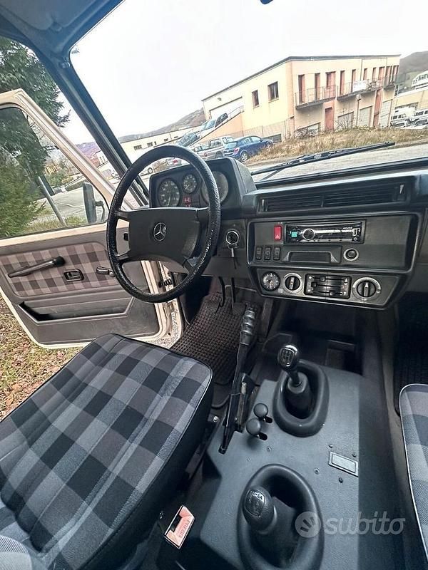 Usata Mercedes 200 109 CV (80 kW) 1988 Bianco SUV