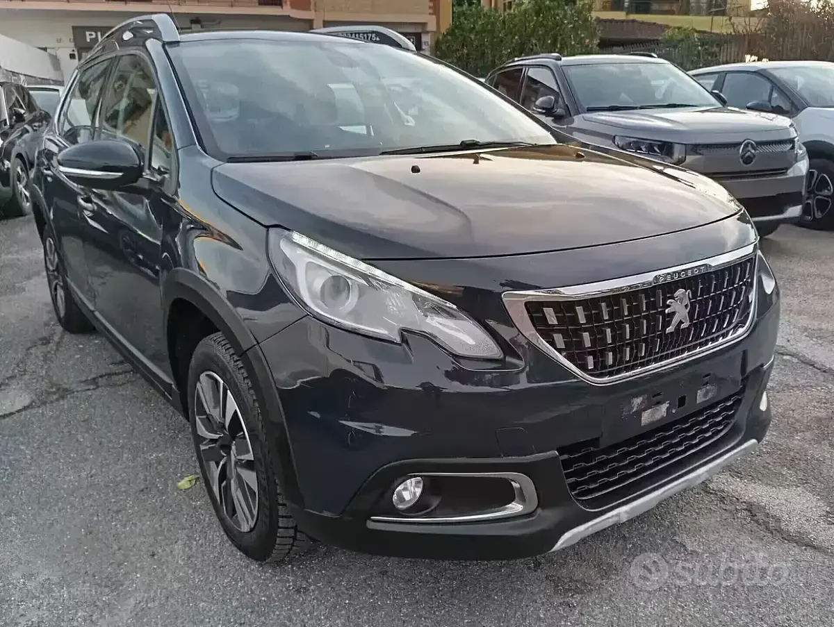 Usata Peugeot 2008 Allure 110 CV (80 kW) 2018 Grigio SUV