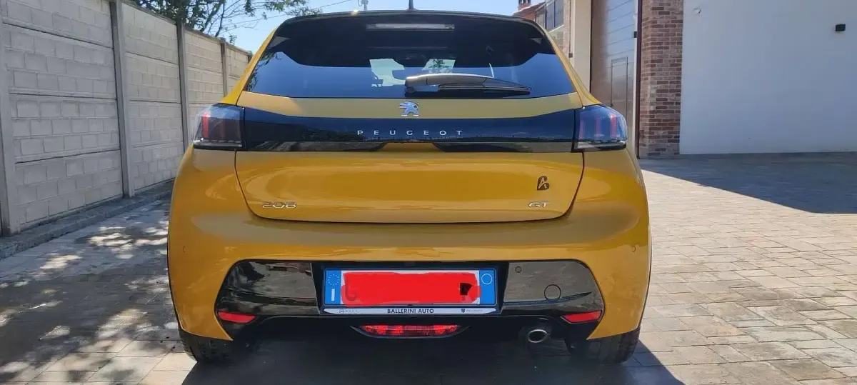 Usata Peugeot 208 GTi 101 CV (74 kW) 2023 Giallo Utilitaria