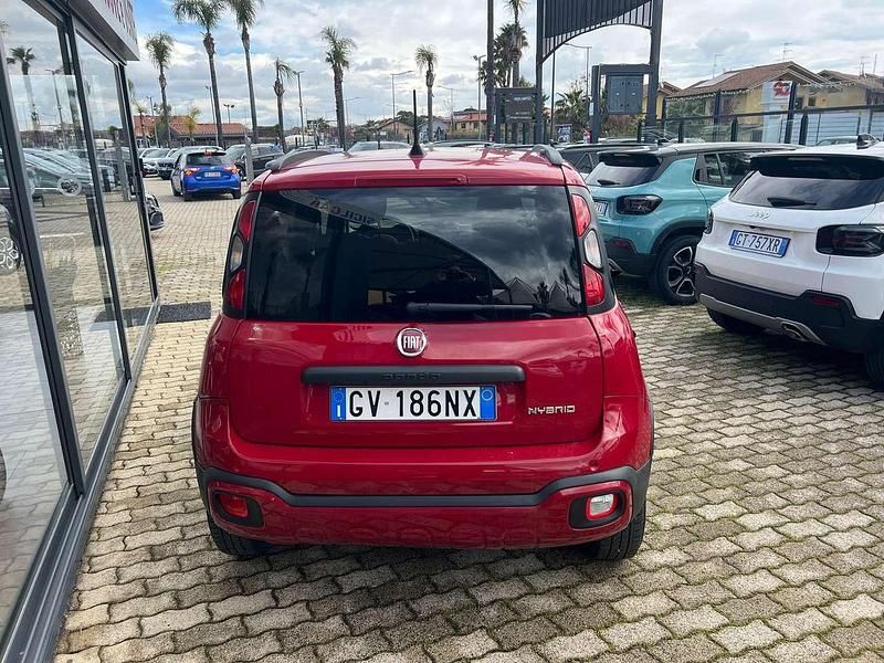 Usata Fiat Panda Cross Cross 69 CV (50 kW) 2024 Rosso Utilitaria